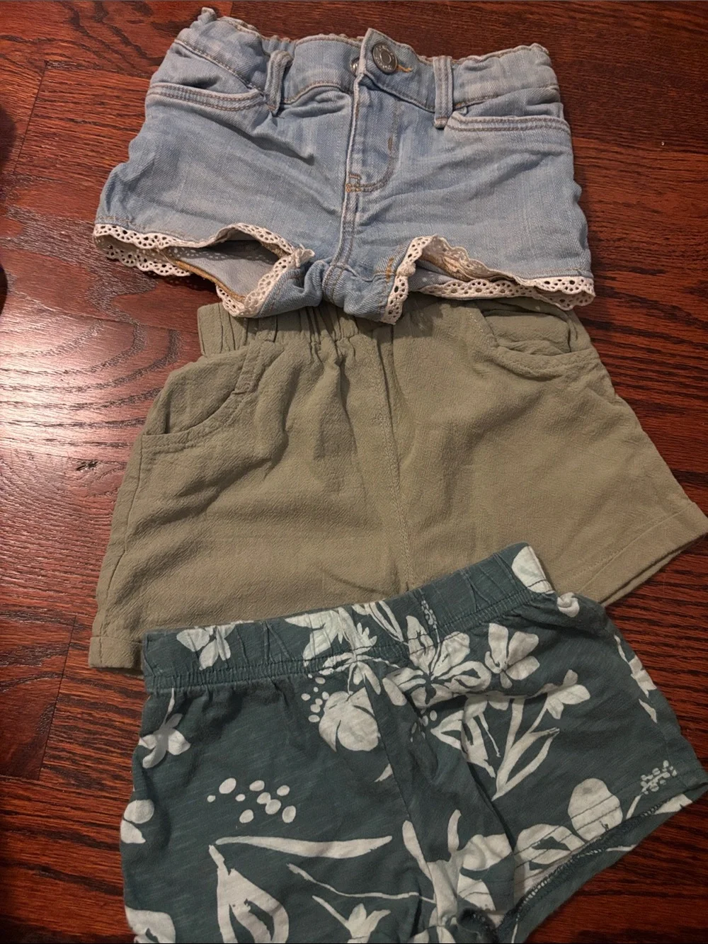 OshKosh B'gosh, Carters shorts lot